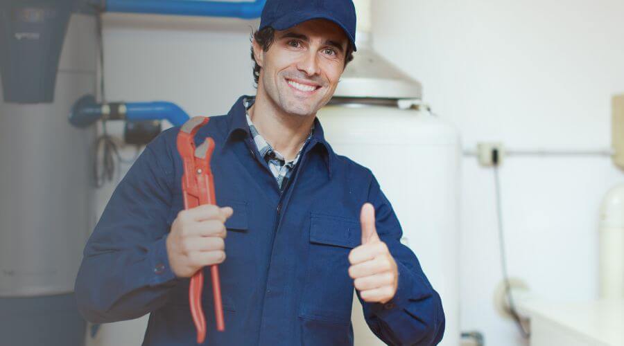 Expert burst pipe repair services in Wellborn, FL